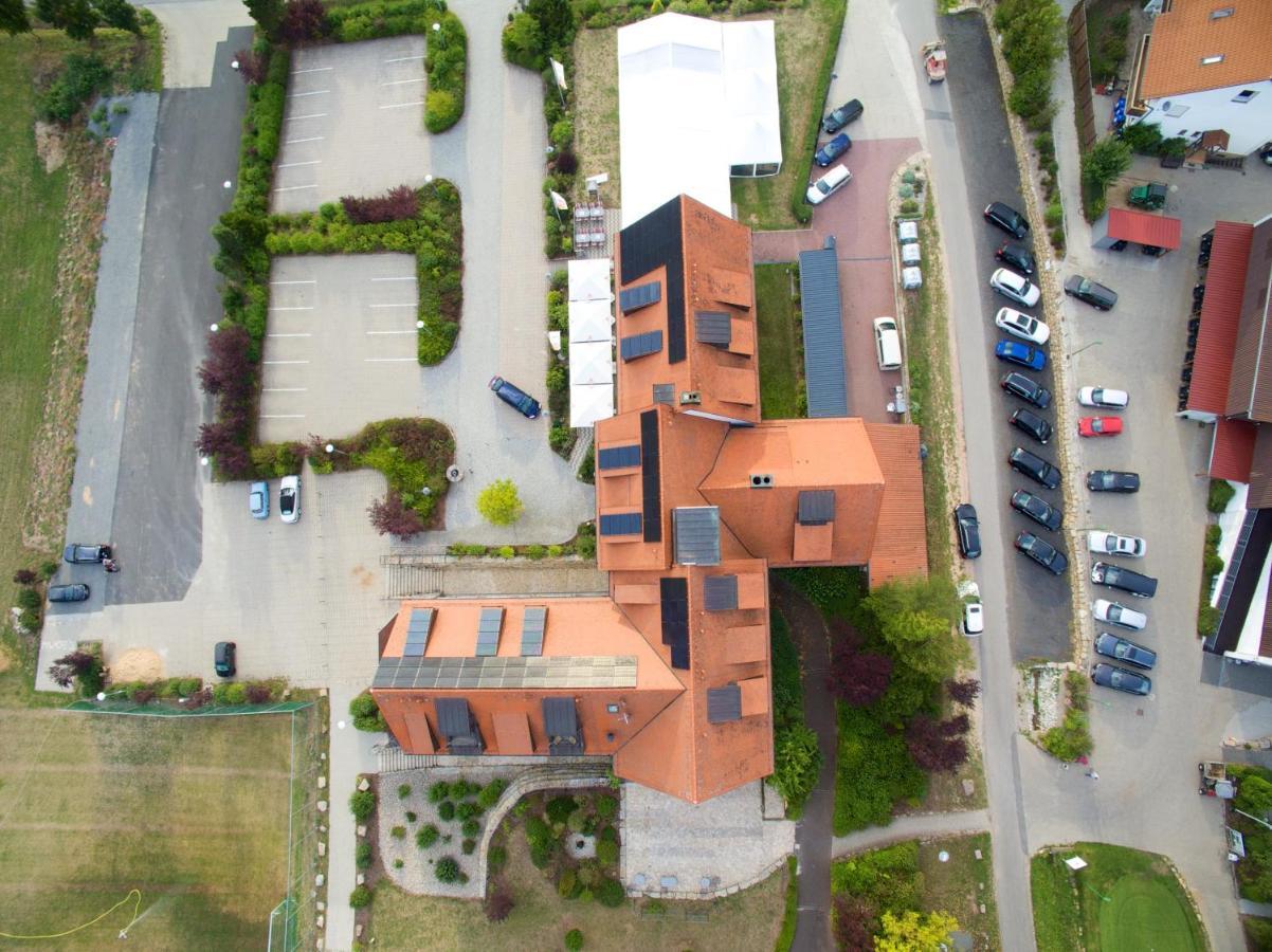 Landhotel Гайзелвинд Екстериор снимка
