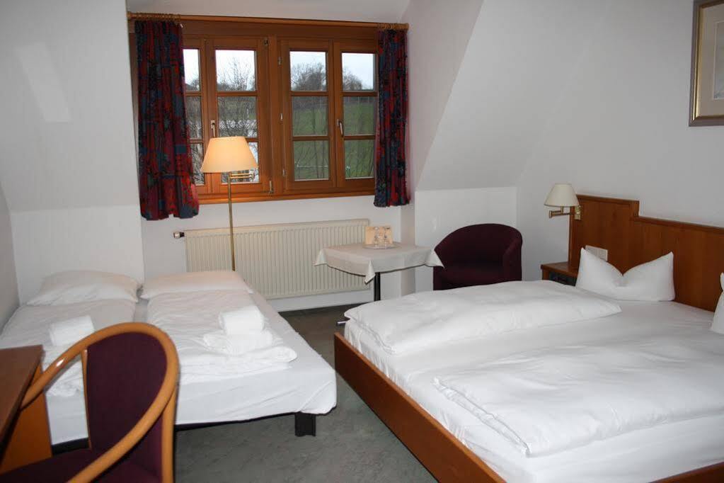Landhotel Гайзелвинд Екстериор снимка